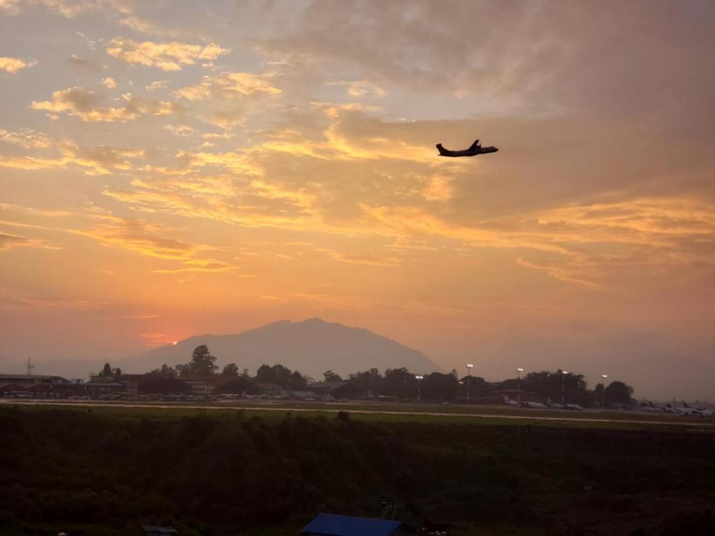 Kathmandu Airport View Hotel And Lodge Exterior photo